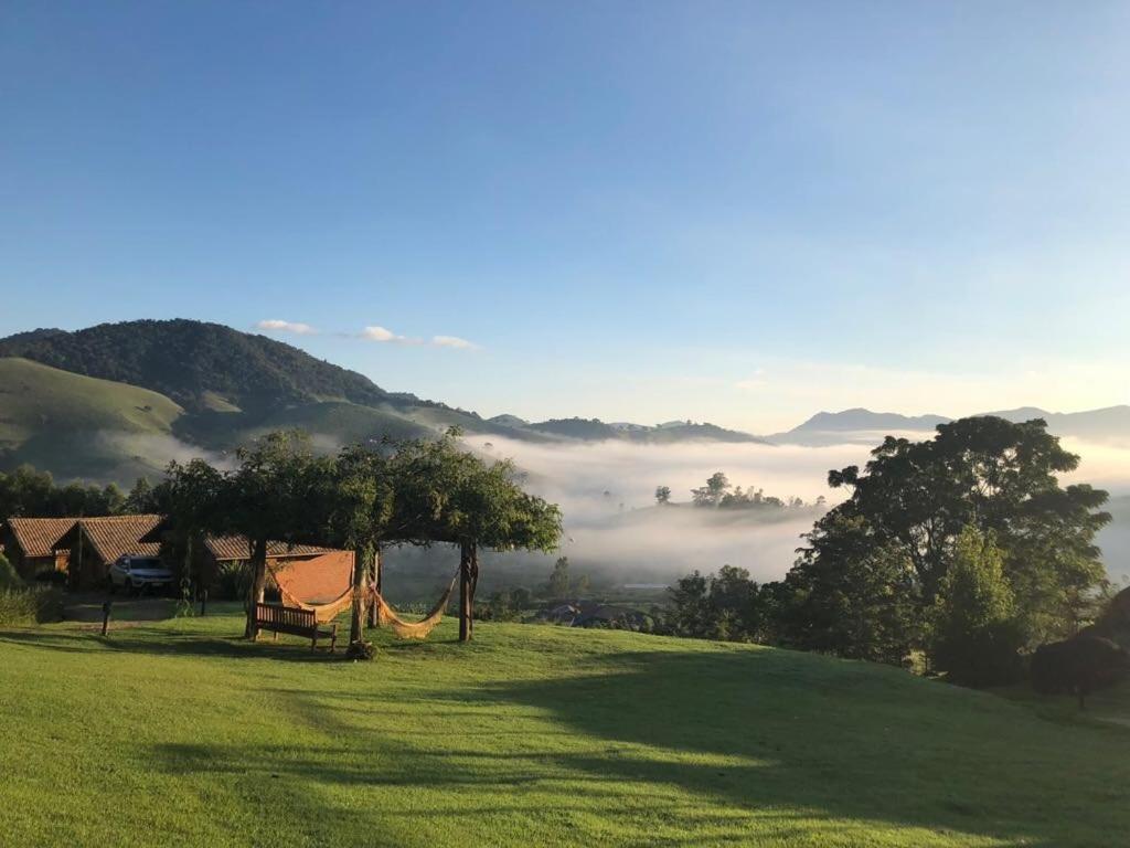 Pousada Caminho Da Mata Sao Bento do Sapucai Bagian luar foto